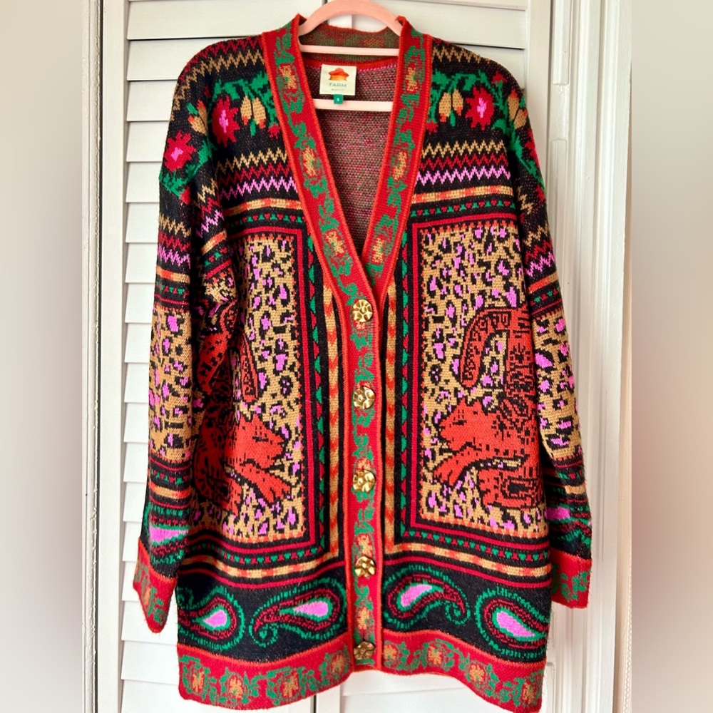 Cozy & trendy Farm Rio cardigan - only worn once!